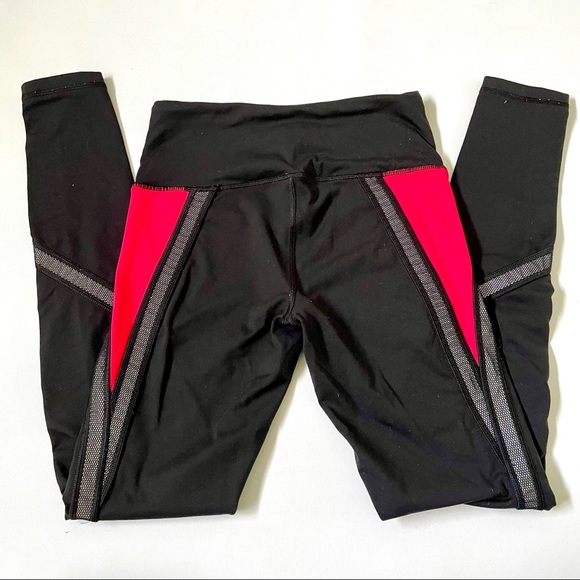 Victoria’s Secret Red & Black Sport Legging - Picture 2 of 4